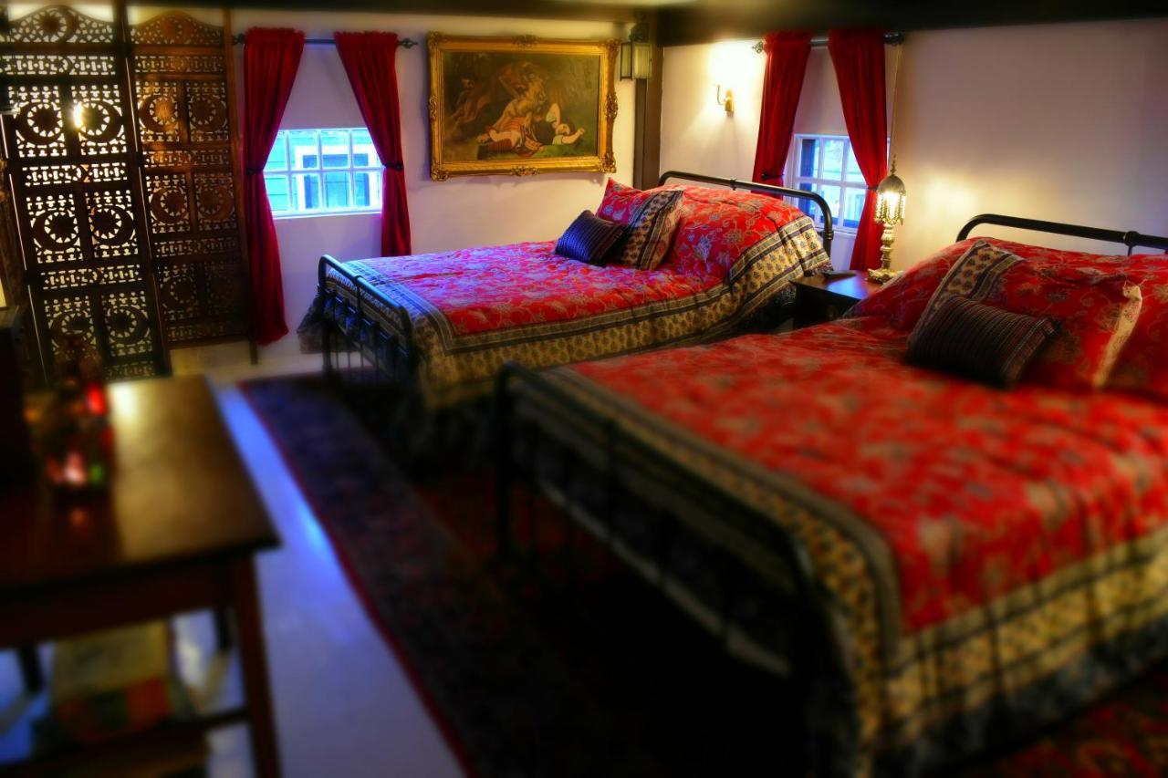 Daniels House Inn Салем Экстерьер фото