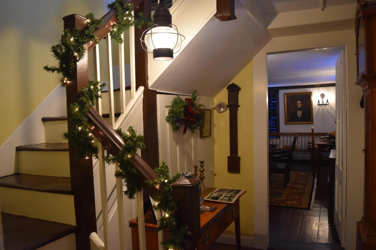 Daniels House Inn Салем Экстерьер фото